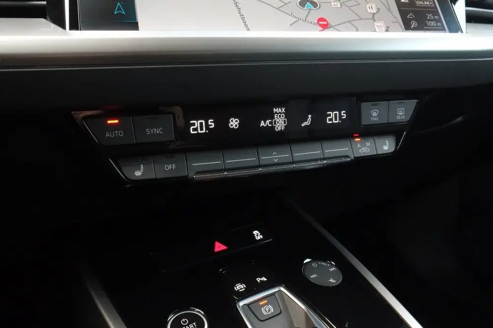 Audi Q4 e-tron 45 e-tron uit 2024, foto 15