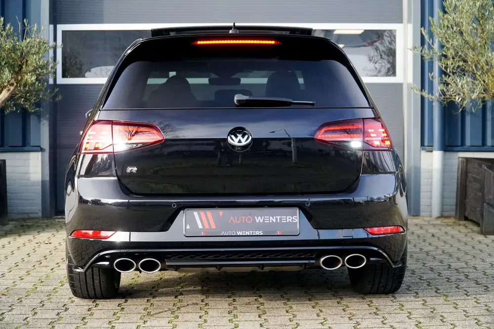 Volkswagen Golf 2.0 TSI 4Motion R 301PK uit 2019, foto 9