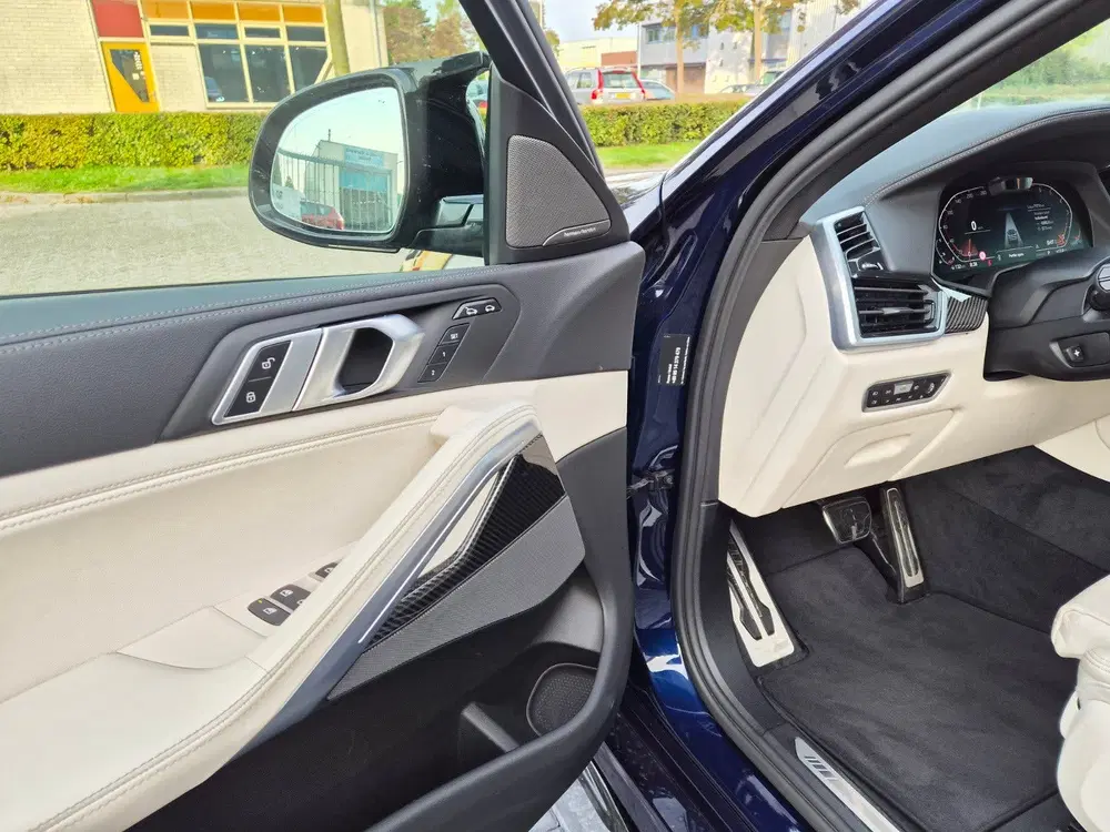 BMW X6 Xdrive40i 340pk Aut 2020 M Sport Tanzanit uit 2020, foto 13