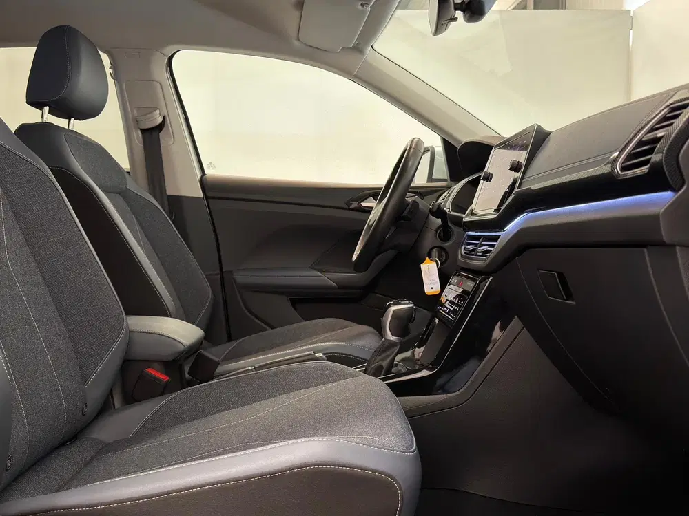 Volkswagen T-Cross 1.0 TSI Style Edition uit 2024, foto 8