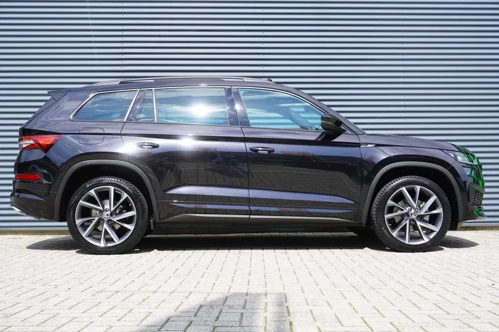 Skoda Kodiaq 1.5 TSI 150pk DSG Sportline Business uit 2023, foto 3