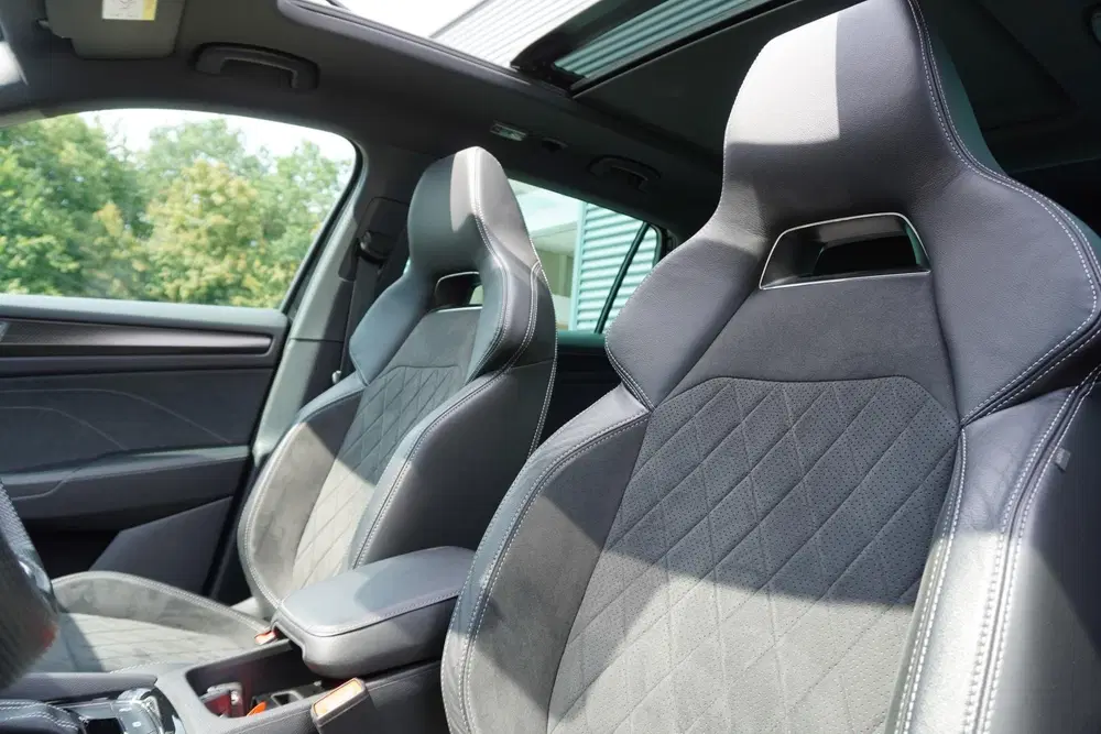 Skoda Kodiaq 1.5 TSI 150pk DSG Sportline Business uit 2023, foto 4
