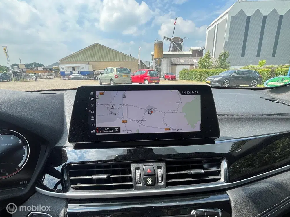 BMW X2 sDrive20i High Executive Edition uit 2019, foto 15