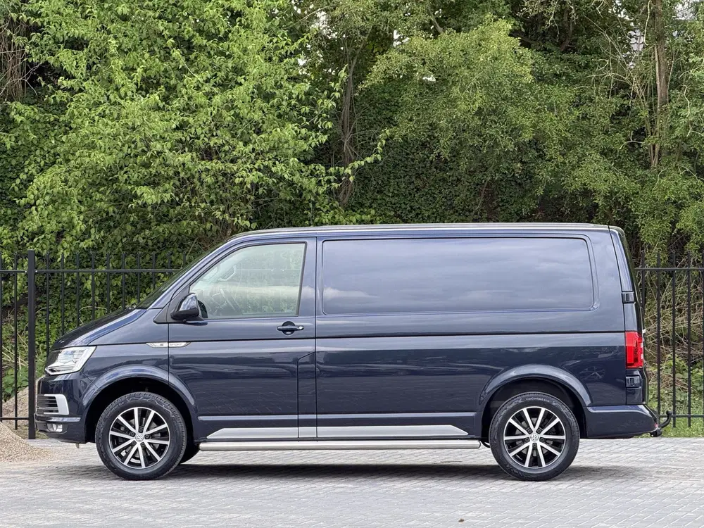 Volkswagen Transporter 2.0 TDI L1H2 Highline Sport edition uit 2019, foto 5