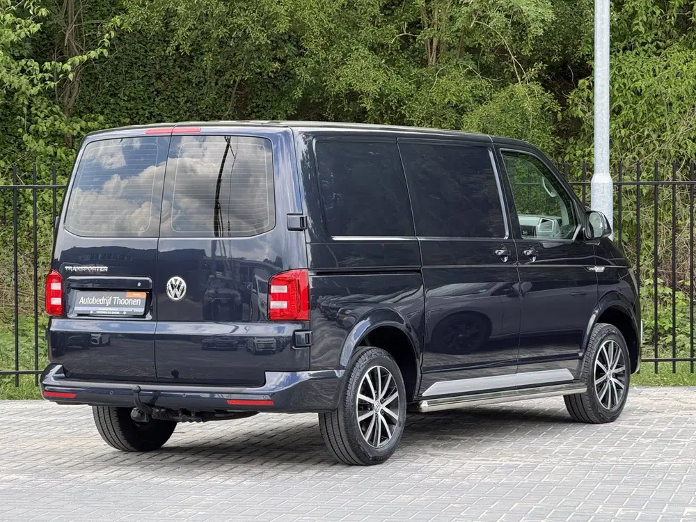 Volkswagen Transporter 2.0 TDI L1H2 Highline Sport edition uit 2019, foto 6