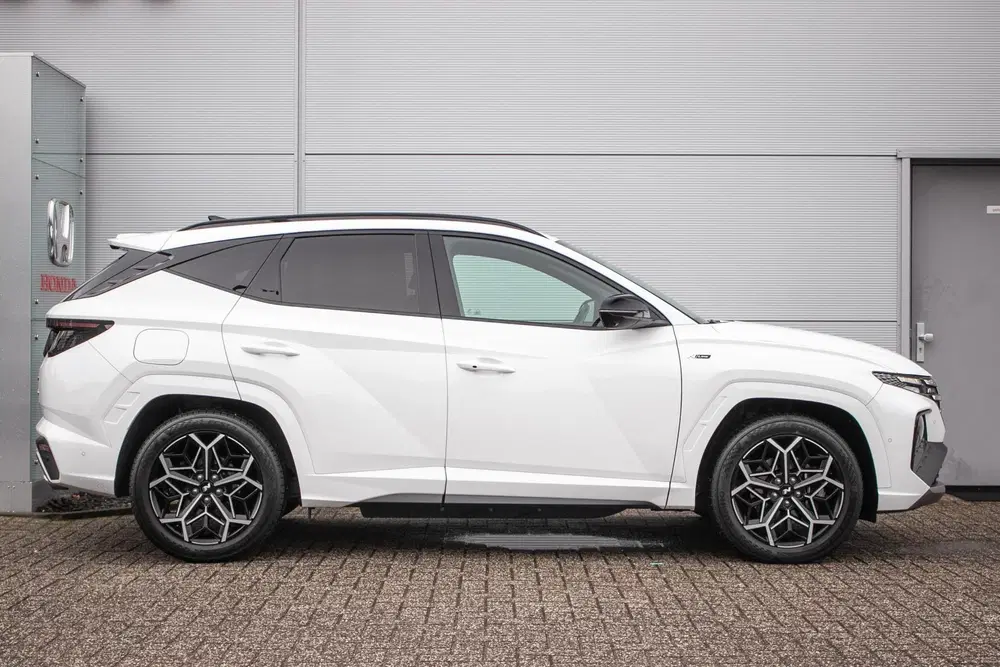 Hyundai TUCSON 1.6 T-GDI PHEV N Line 4WD uit 2022, foto 2