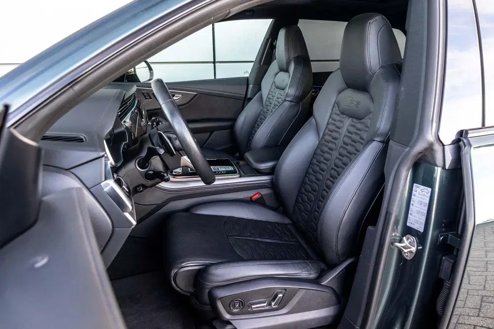 Audi RS Q8 4.0 TFSI 600pk quattro uit 2021, foto 4