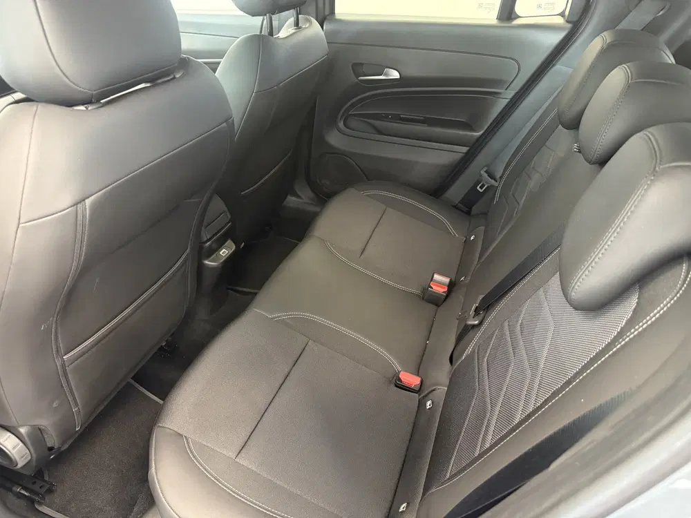 Jeep Avenger Altitude 54 kWh SOH 97% Navi PDC ACC Carpl uit 2025, foto 14