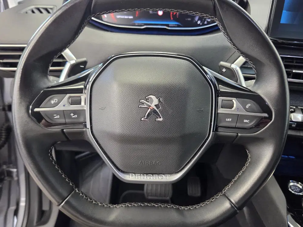 Peugeot 5008 1.2 PureTech Blue Lease Allure 7-Persoons uit 2021, foto 10