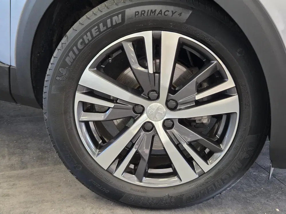 Peugeot 5008 1.2 PureTech Blue Lease Allure 7-Persoons uit 2021, foto 5