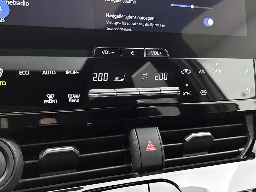 Toyota bZ4X Premium 4WD 71 kWh uit 2023, foto 11