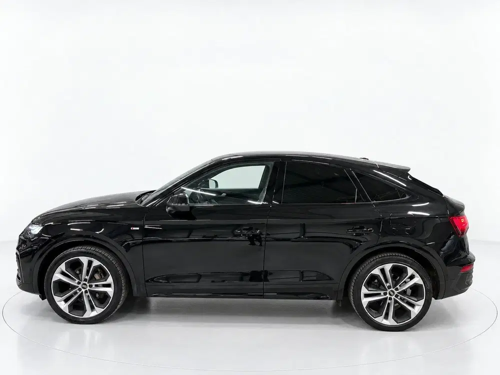 Audi Q5 55 TFSI e S edition uit 2022, foto 8