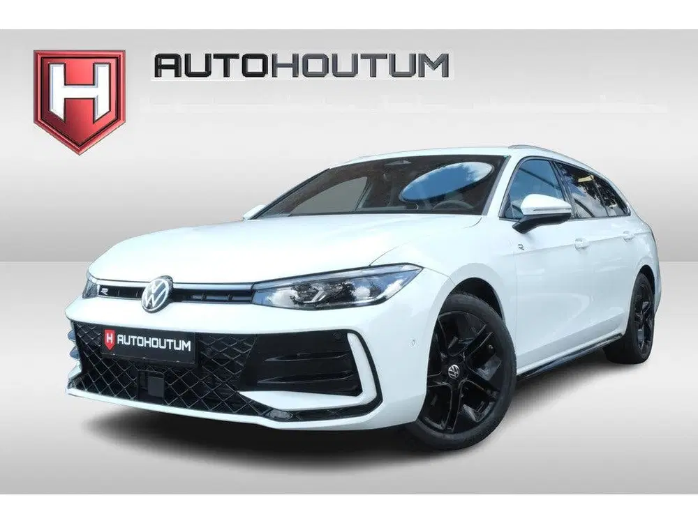 Volkswagen Passat Variant 2.0 TDI R-Line Business Panoramada uit 2024