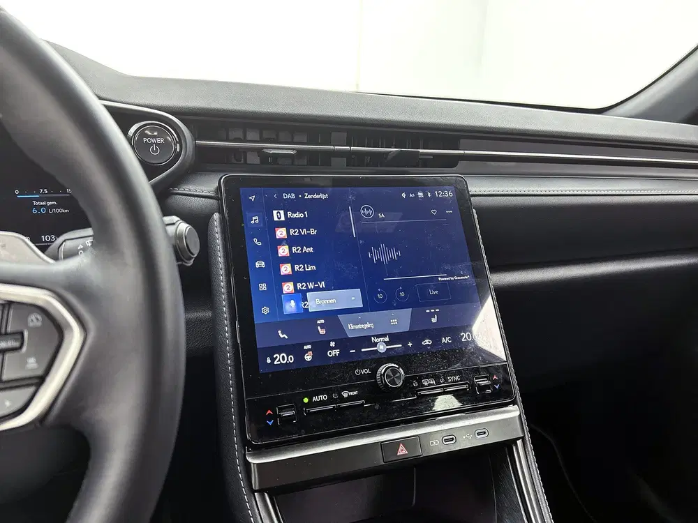 Lexus LBX Relax + Tech Pack uit 2024, foto 9