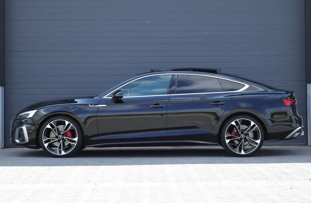 Audi A5 40 TFSI S edition uit 2021, foto 5