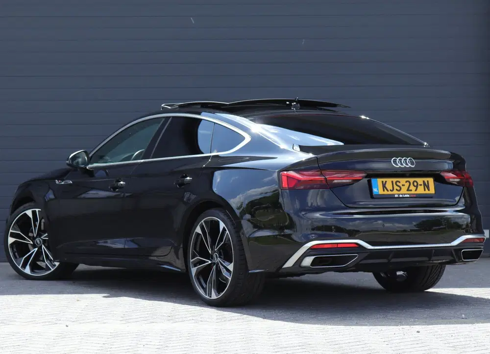 Audi A5 40 TFSI S edition uit 2021, foto 8