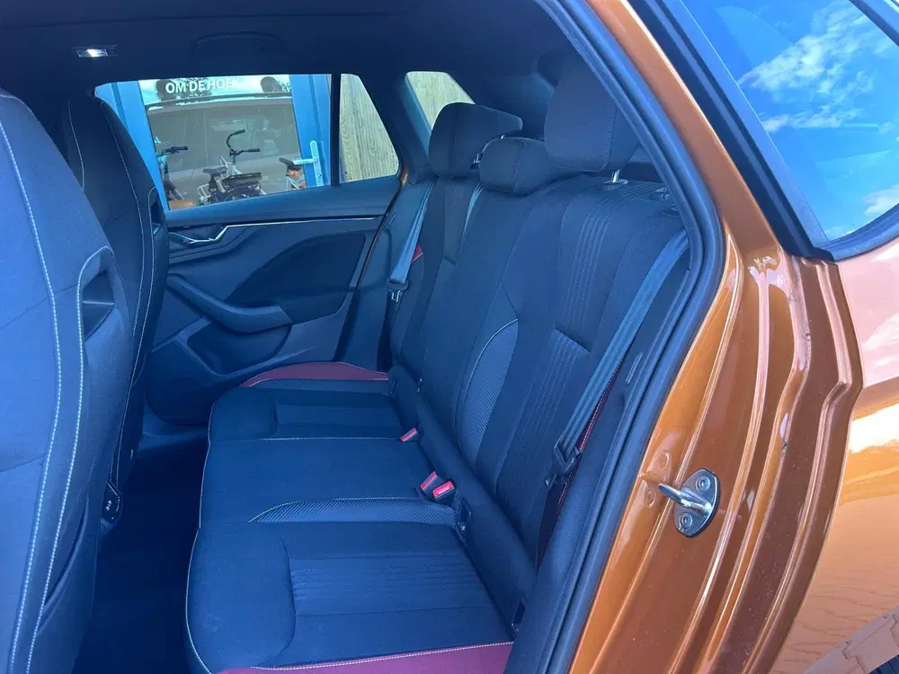 Skoda Kamiq 1.0 TSI Sport Monte Carlo uit 2024, foto 12