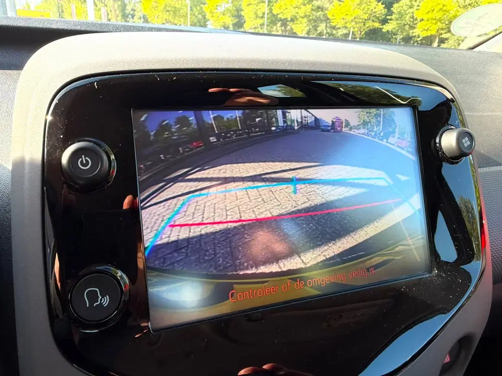 Peugeot 108 1.0 e-VTi Active Camera uit 2021, foto 10
