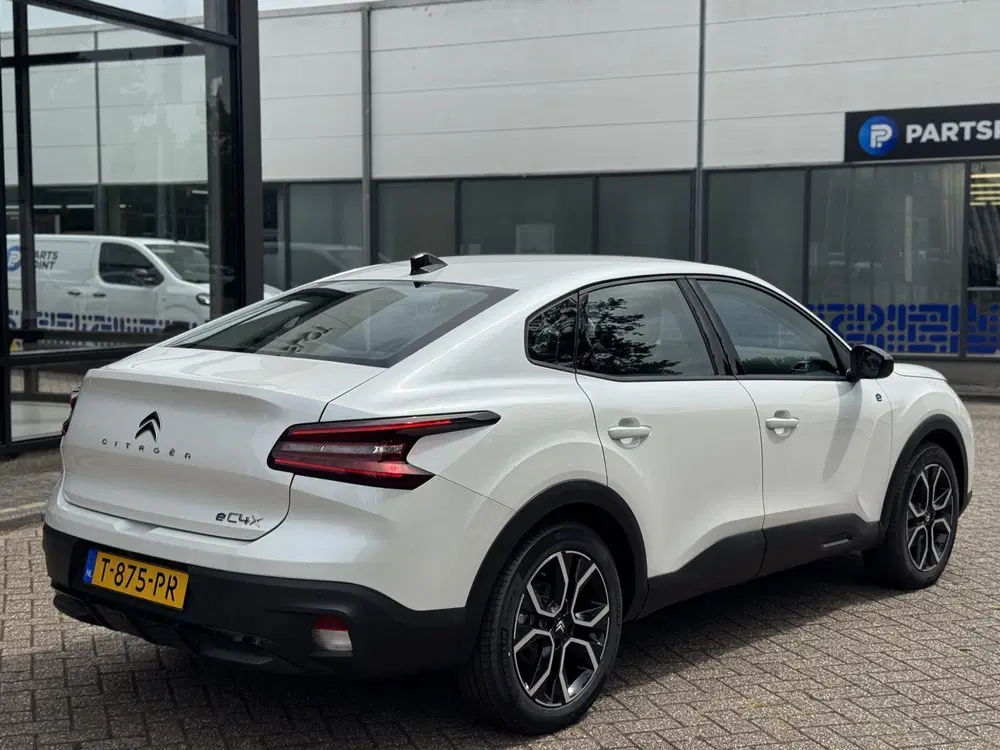 Citroën C4 Ë-C4 X Feel Pack 50 kWh Camera uit 2023, foto 5