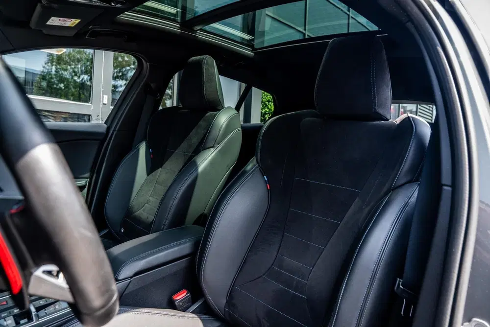 BMW 1-serie M135 xDrive uit 2024, foto 14