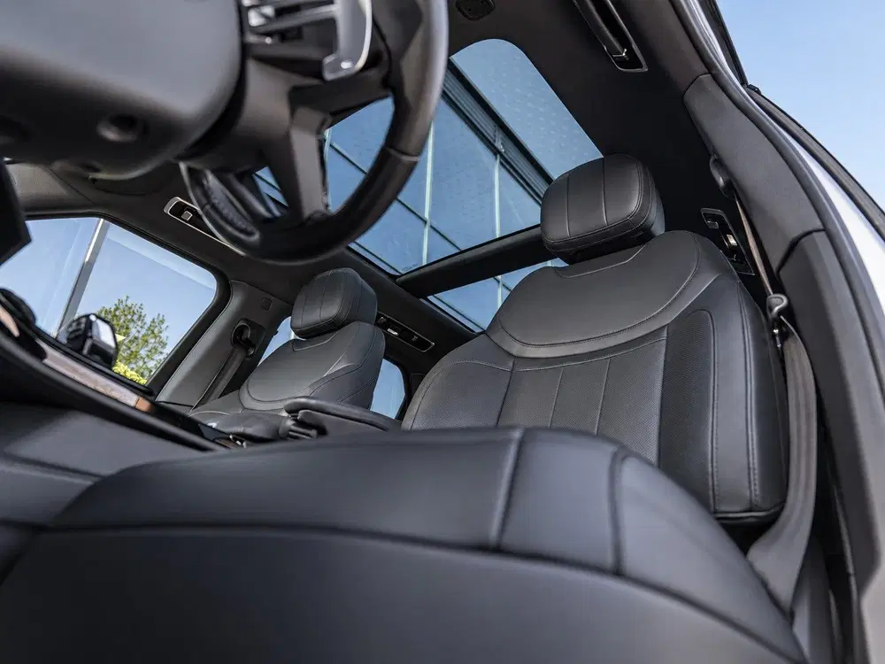 Land Rover Range Rover Sport p440e uit 2023, foto 12