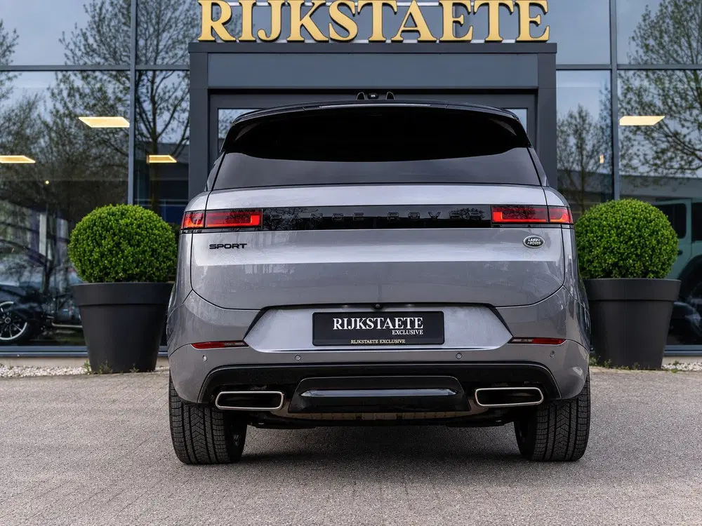 Land Rover Range Rover Sport p440e uit 2023, foto 8