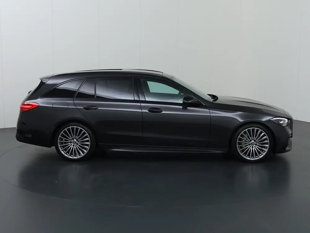 Mercedes-Benz C-Klasse 180 AMG Line uit 2024, foto 6