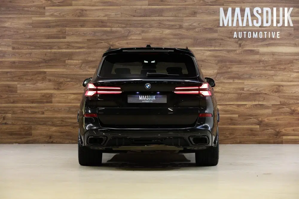 BMW X5 xDrive50e M-Sport uit 2023, foto 10