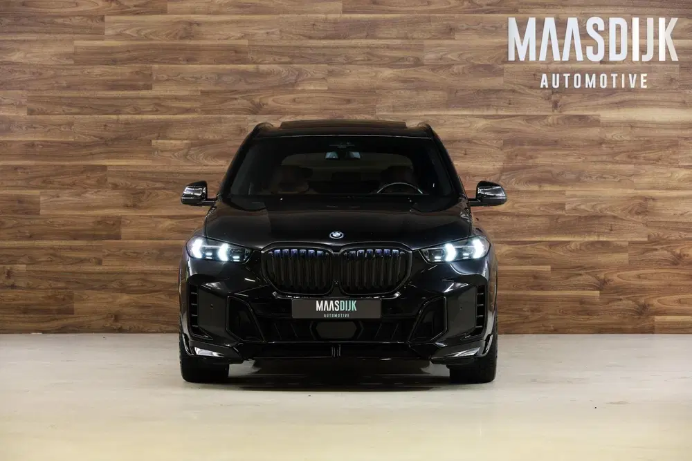 BMW X5 xDrive50e M-Sport uit 2023, foto 2