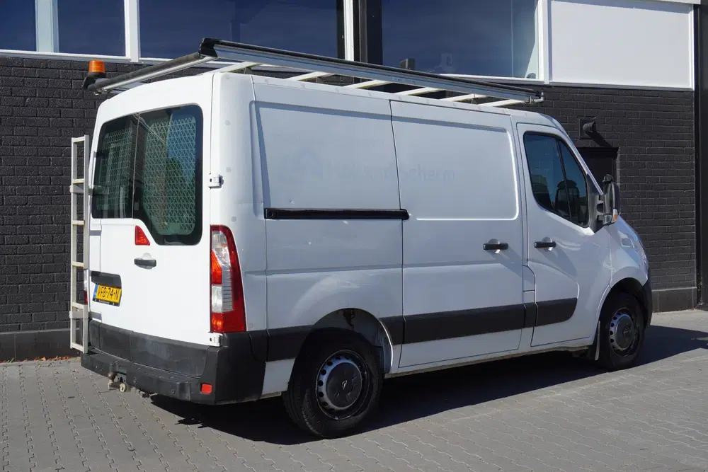 Opel Movano 2.3 Turbo L1H1 Automaat 150PK EURO 6 uit 2020, foto 2