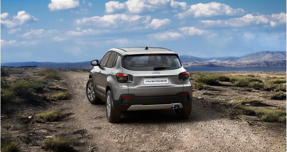 Jeep Avenger 1.2 e-Hybrid Altitude uit 2025, foto 4
