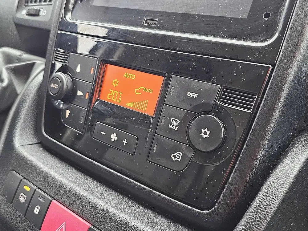 Citroën Jumper CITROEN JUMPER 2.2 l3h2 165pk navi ac uit 2023, foto 9