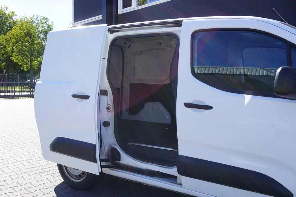 Toyota Proace City 1.5 D-4D EURO 6 uit 2022, foto 10