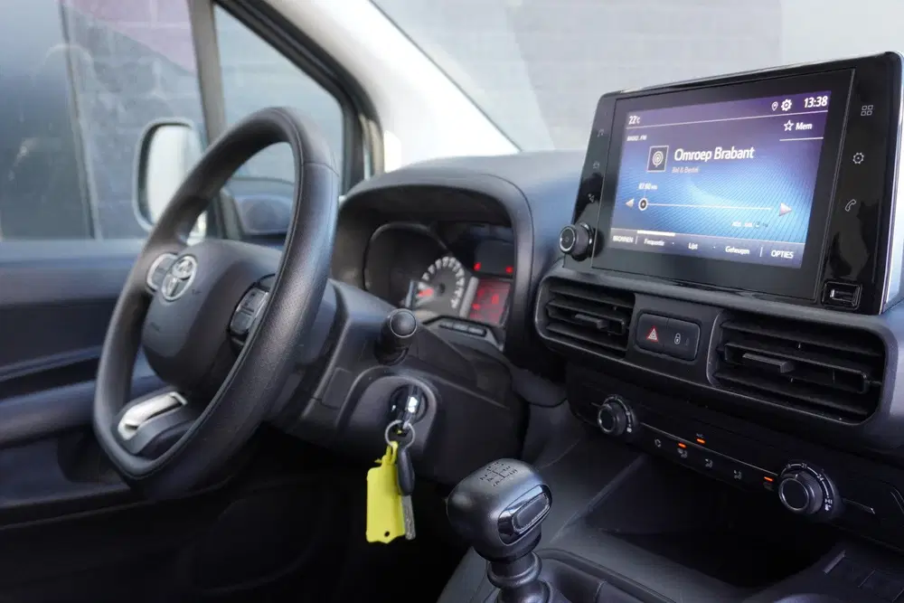 Toyota Proace City 1.5 D-4D EURO 6 uit 2022, foto 3