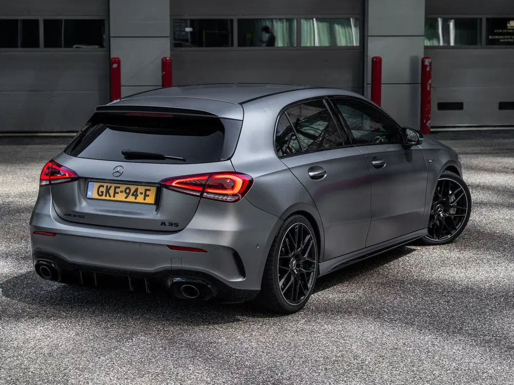 Mercedes-Benz A-Klasse A 35 AMG 4Matic 306pk AMG Speedshift uit 2019, foto 2