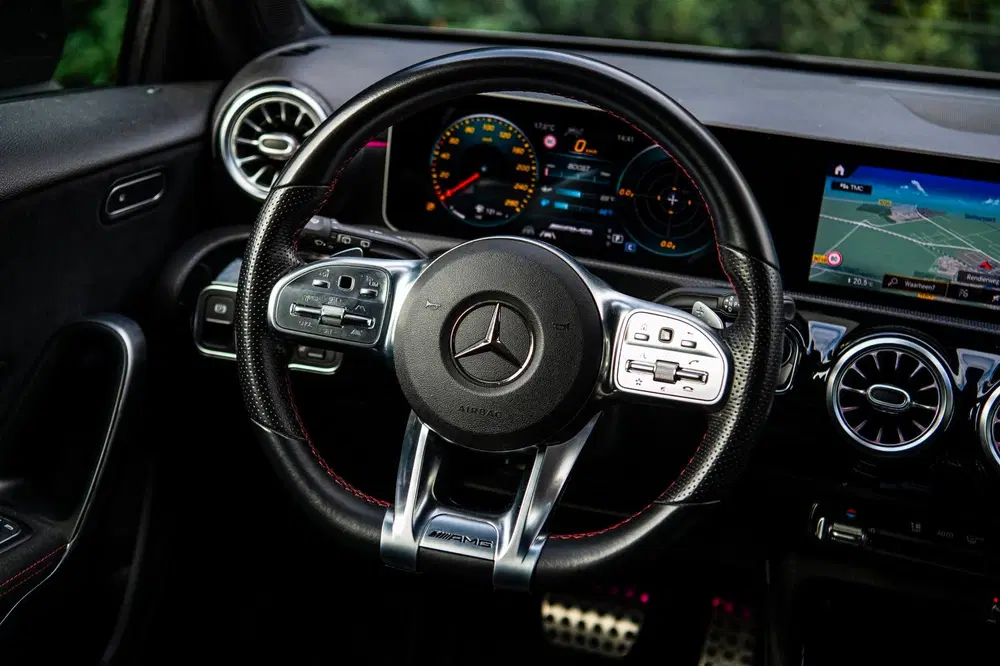Mercedes-Benz A-Klasse A 35 AMG 4Matic 306pk AMG Speedshift uit 2019, foto 7