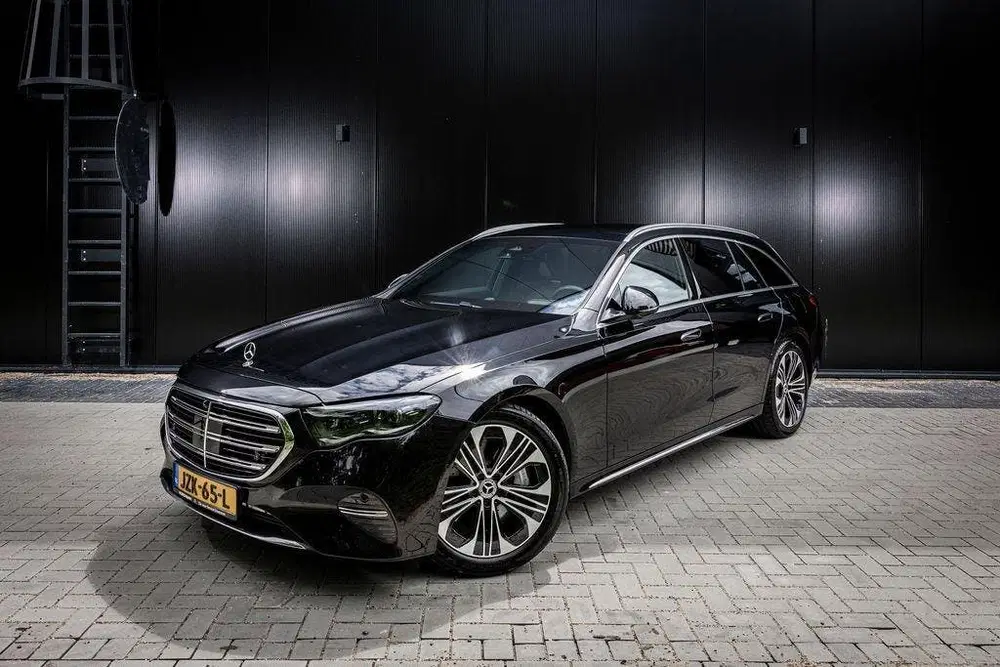 Mercedes-Benz E-Klasse 300 e Exclusive Line uit 2025