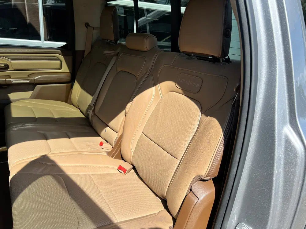 Dodge RAM 5.7 V8 4x4 Crew Cab Longhorn uit 2021, foto 10