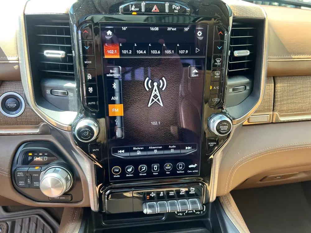 Dodge RAM 5.7 V8 4x4 Crew Cab Longhorn uit 2021, foto 15