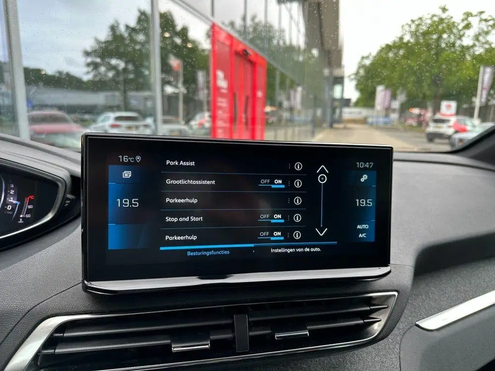 Peugeot 5008 1.2 PT Allure Pack Business uit 2023, foto 14