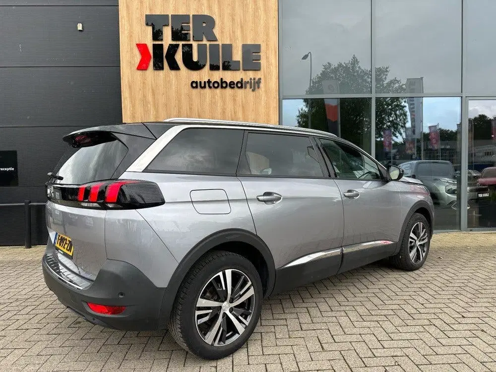 Peugeot 5008 1.2 PT Allure Pack Business uit 2023, foto 2