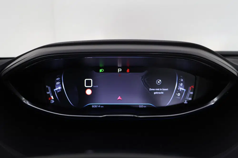 Peugeot 3008 1.2T Aut. ALLURE Pack PANO uit 2019, foto 15