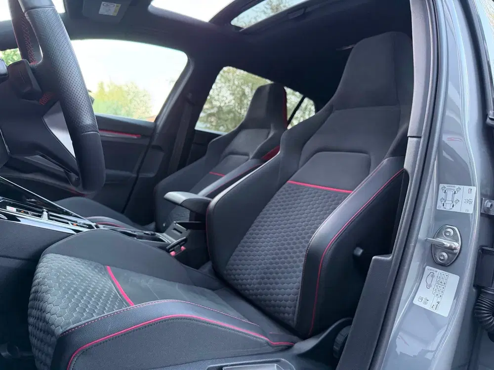 Volkswagen Golf 2.0 TSI GTI Clubsport Pano uit 2021, foto 11