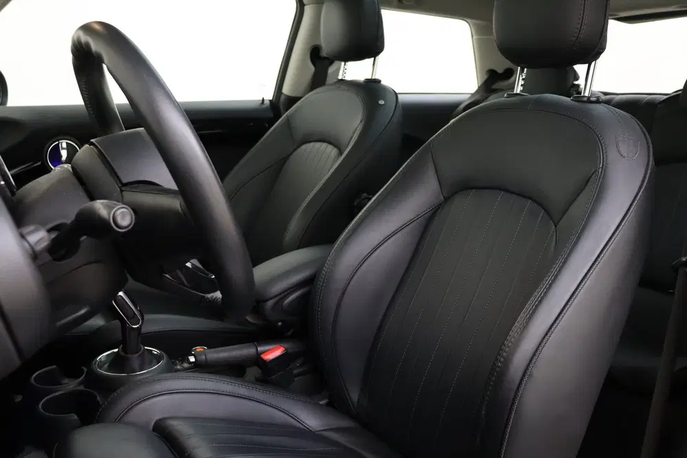 Mini Hatchback Cooper S Chili Automaat uit 2019, foto 8