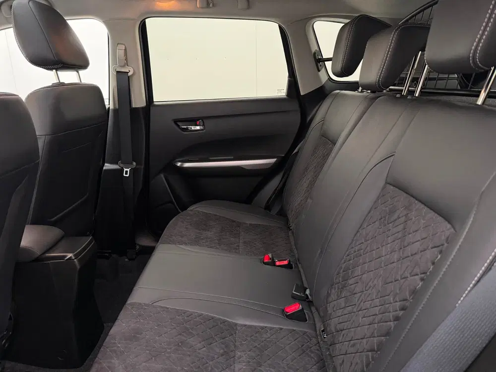Suzuki Vitara 1.4 Boosterjet Style Smart Hybrid uit 2025, foto 14