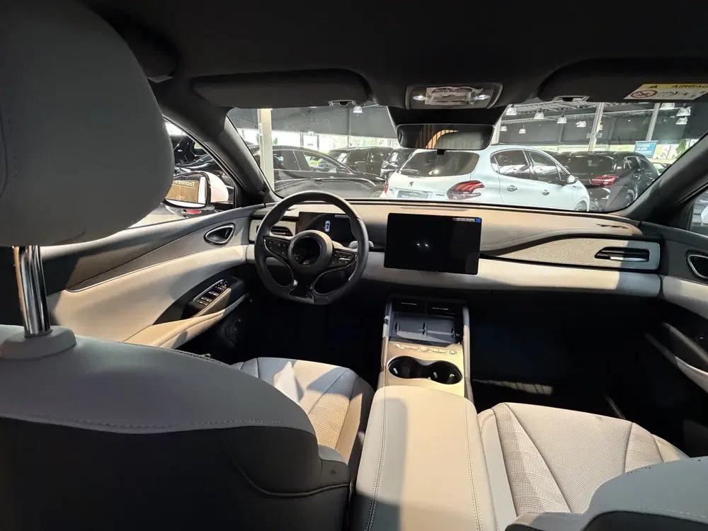 BYD Seal 6 1.5 DM-i PHEV uit 2026, foto 15