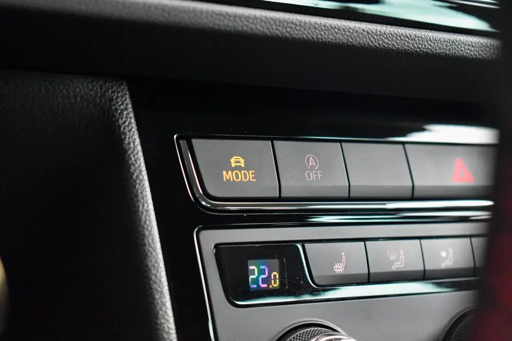 SEAT Leon 1.5 TSI FR Ultimate Edition uit 2020, foto 15