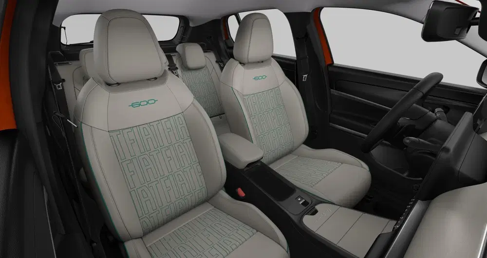 Fiat 600 1.2 Hybrid La Prima uit 2025, foto 5