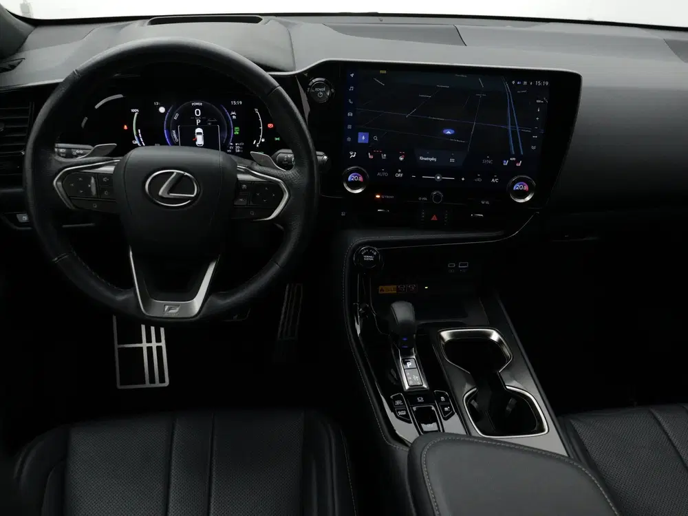 Lexus NX 450h+ AWD F Sport Line uit 2022, foto 5