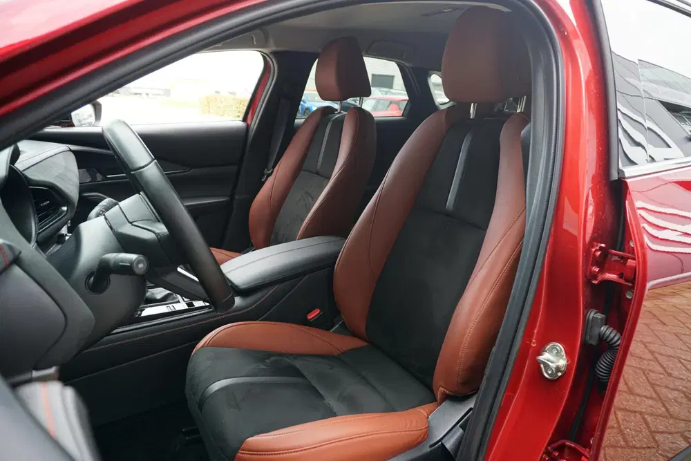 Mazda CX-30 2.5 e-SkyActiv-G M Hybrid Nagisa + HEAD-UP uit 2026, foto 7